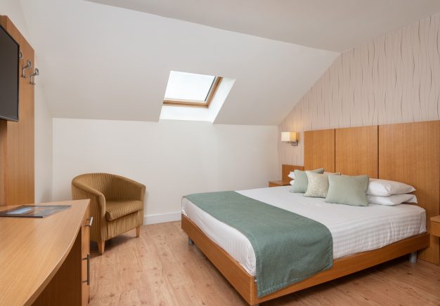 our large double rooms have enough space for a cot and are also suitable for those bringing pets